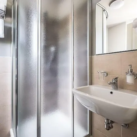 Guest house Ambra 3*